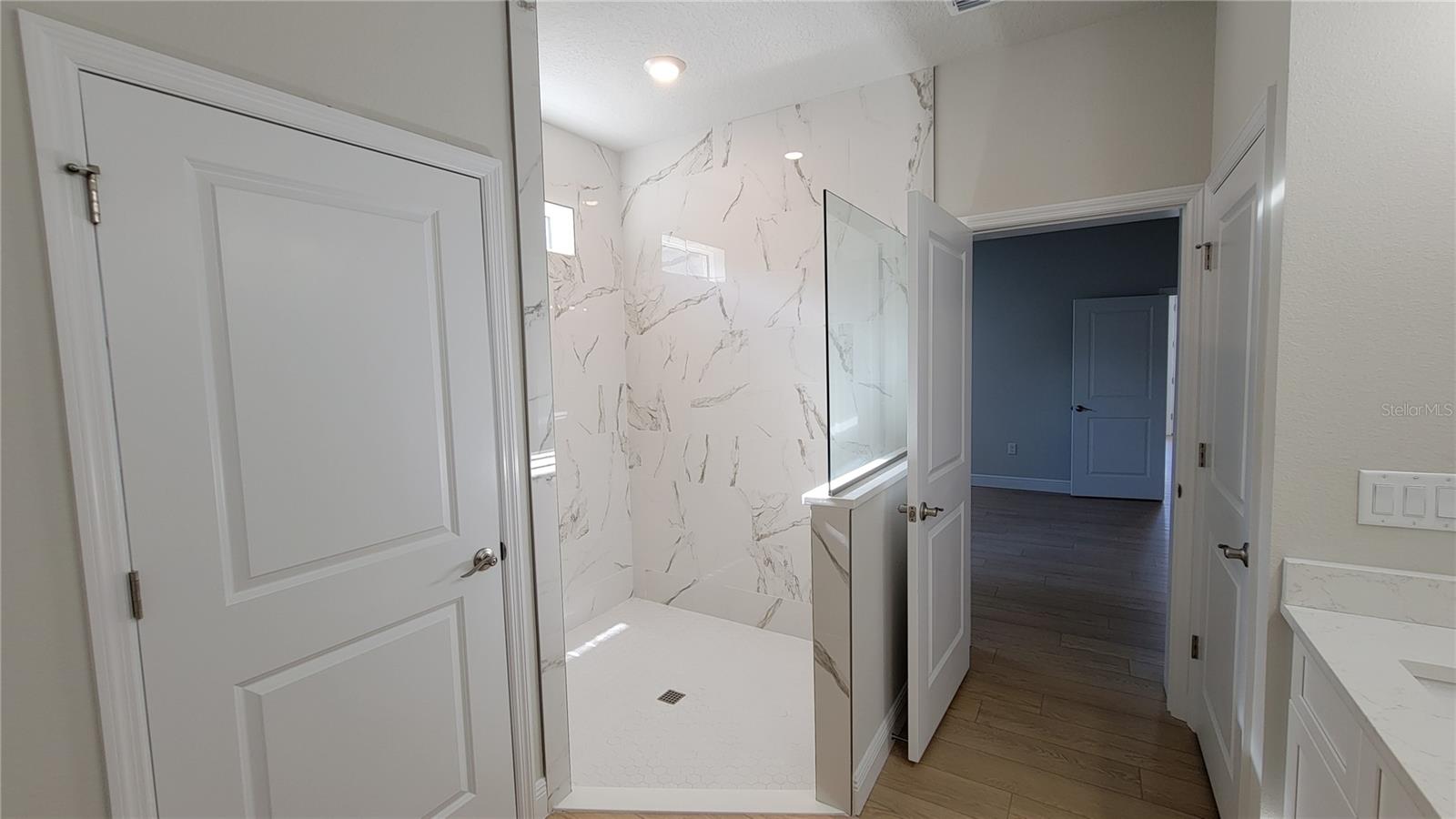 Image 8 of 27 For 545 Venetian Palms Boulevard