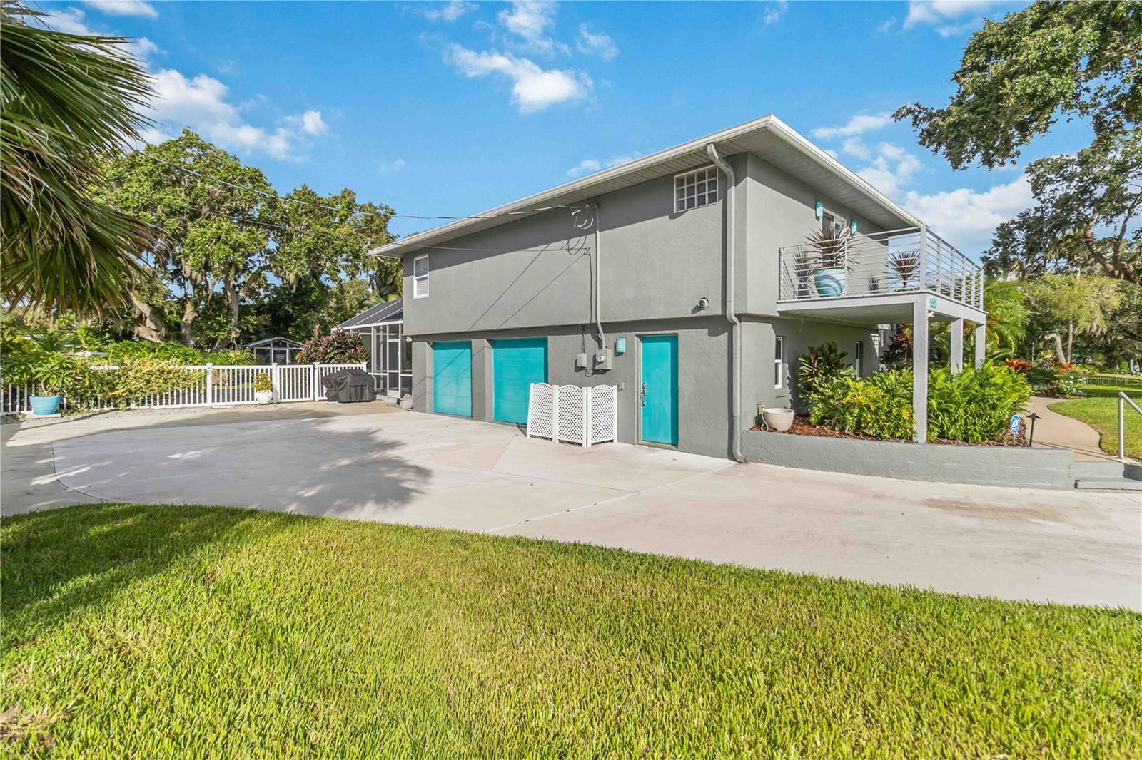 Image 45 of 55 For 1508 Riverside Drive
