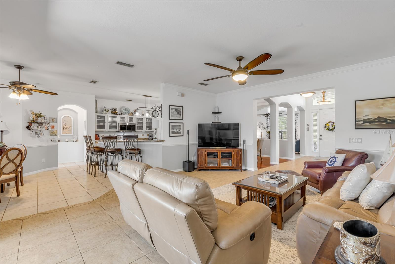 Image 31 of 83 For 129 Crystal Oak Drive