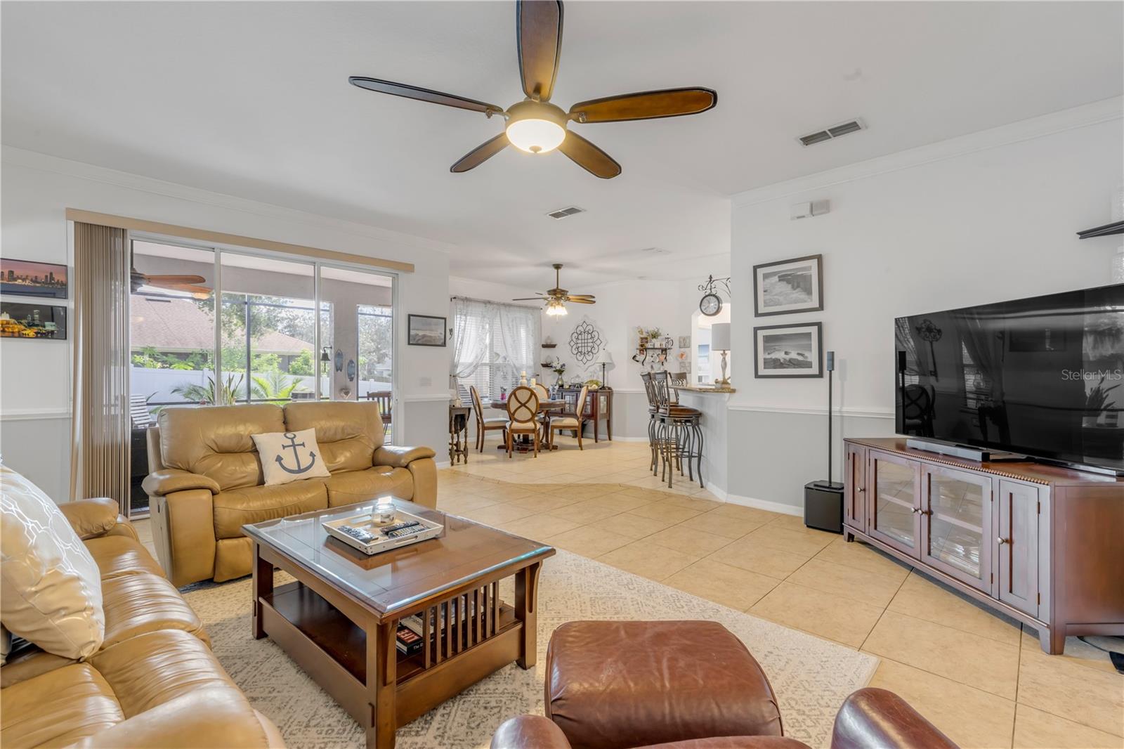 Image 33 of 83 For 129 Crystal Oak Drive