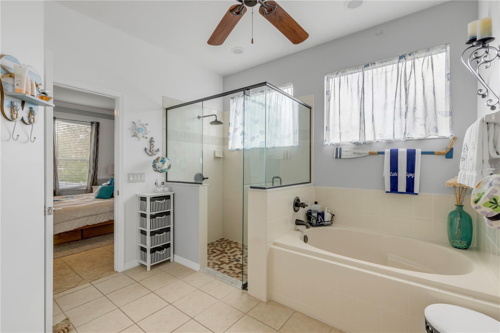 Image 42 of 83 For 129 Crystal Oak Drive