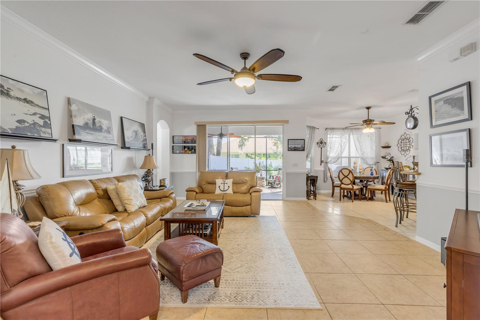 Image 6 of 83 For 129 Crystal Oak Drive