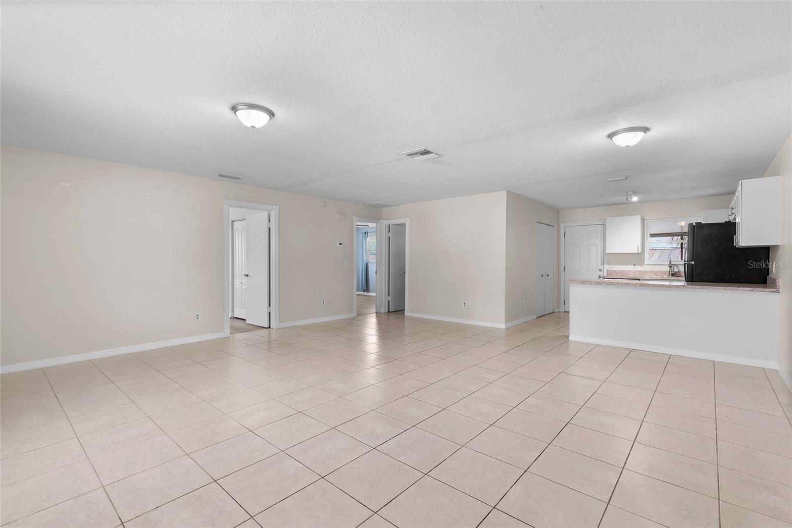 Image 5 of 24 For 1518 Juniper Drive