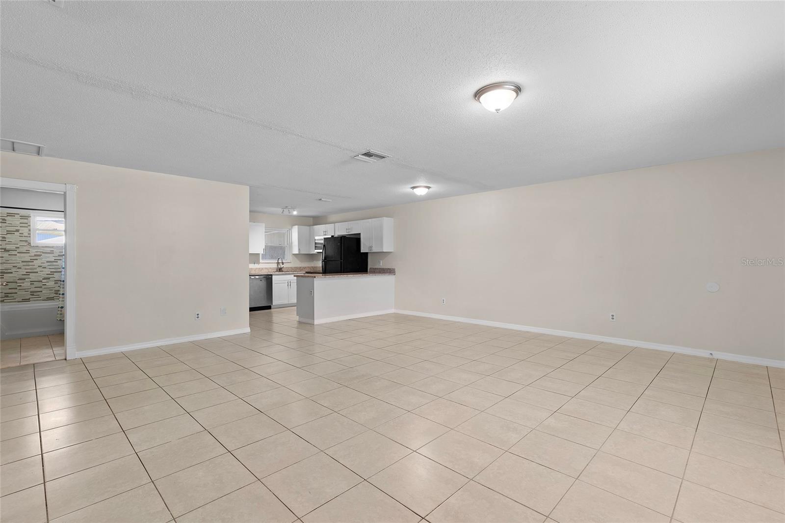 Image 6 of 24 For 1518 Juniper Drive