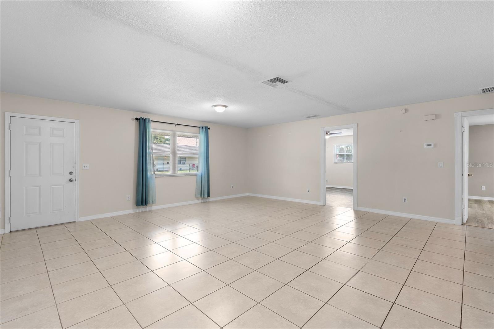 Image 8 of 24 For 1518 Juniper Drive