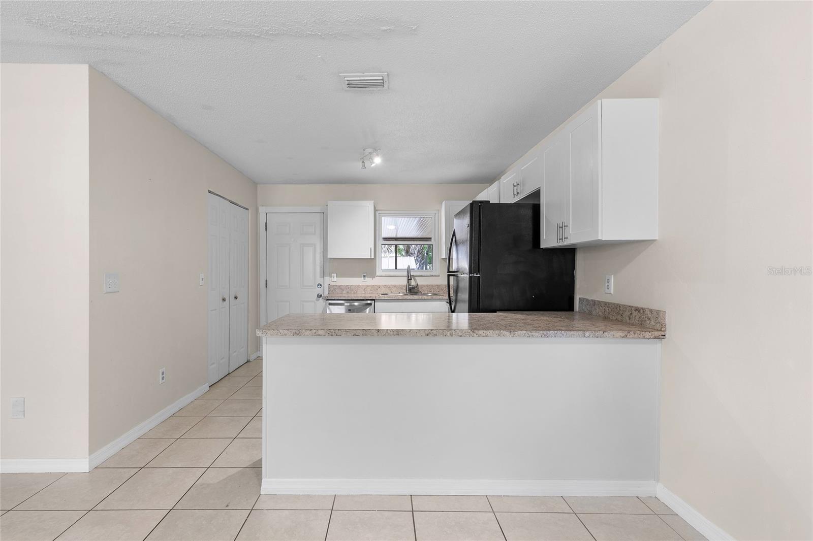 Image 9 of 24 For 1518 Juniper Drive