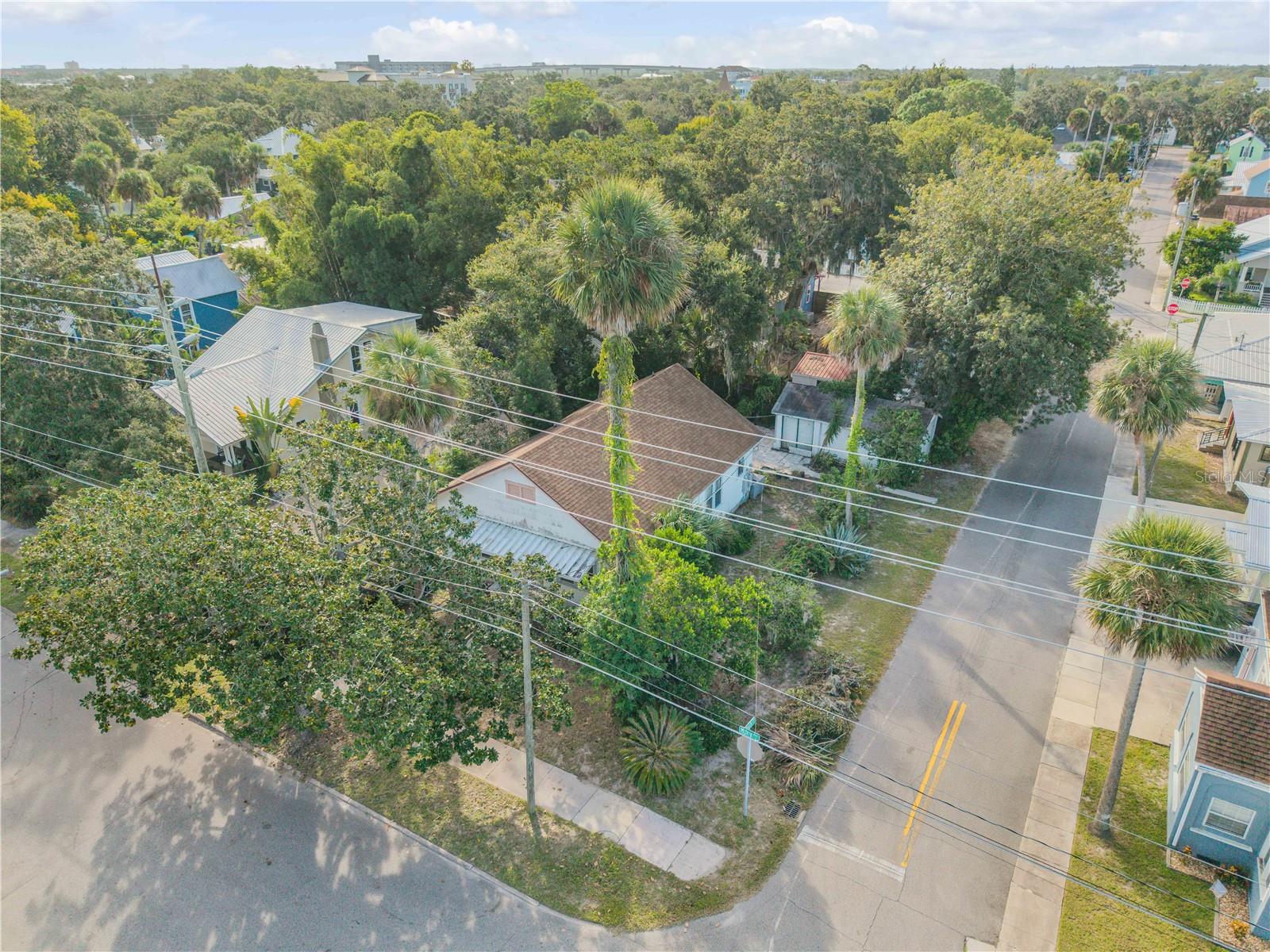 Image 5 of 50 For 218 Mary Avenue