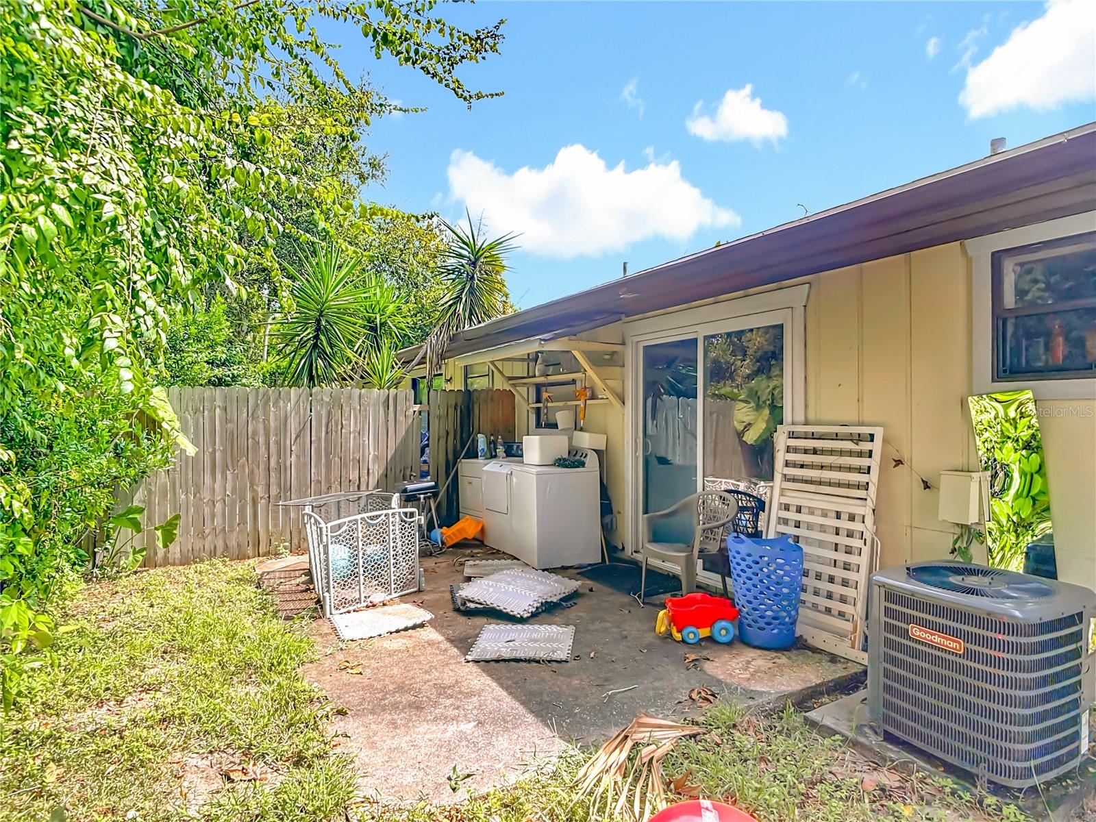 Image 21 of 24 For 111-113 Wolfs Driftwood Circle