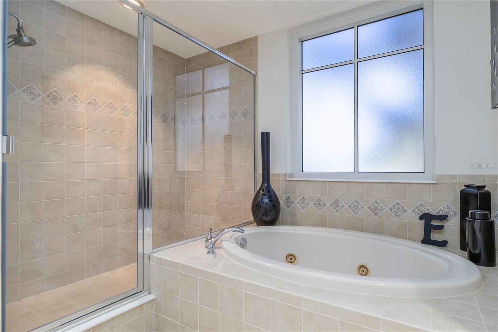 Image 21 of 52 For 263 Minorca Beach Way 206