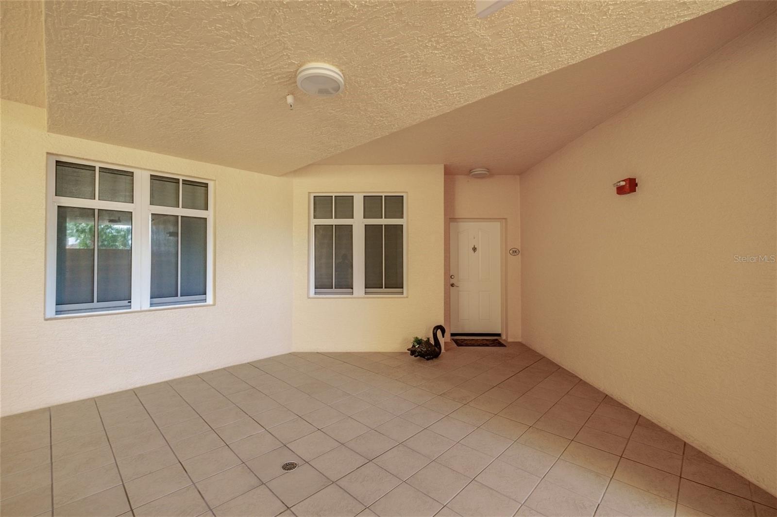 Image 36 of 52 For 263 Minorca Beach Way 206