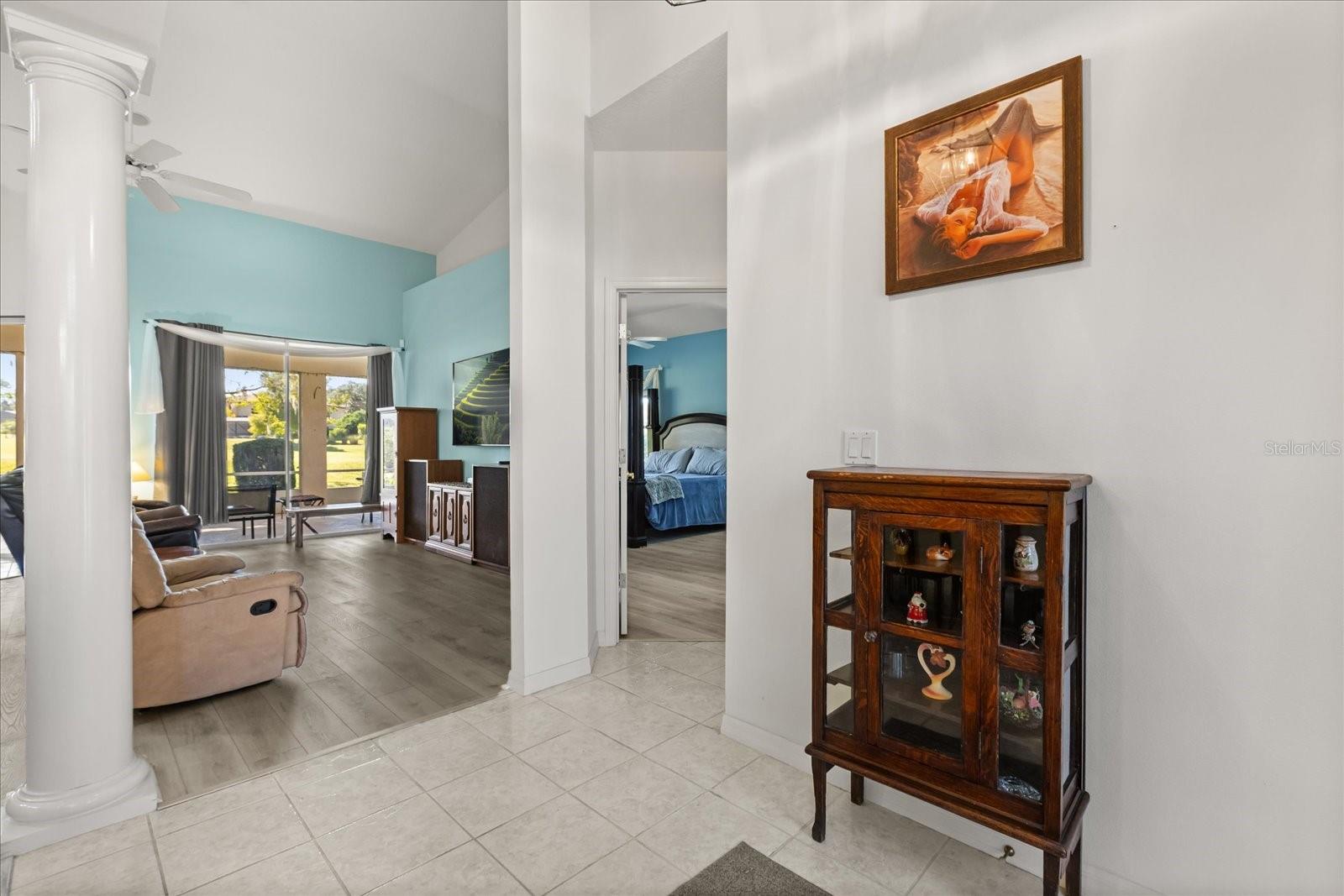 Image 11 of 52 For 5435 Grove Manor