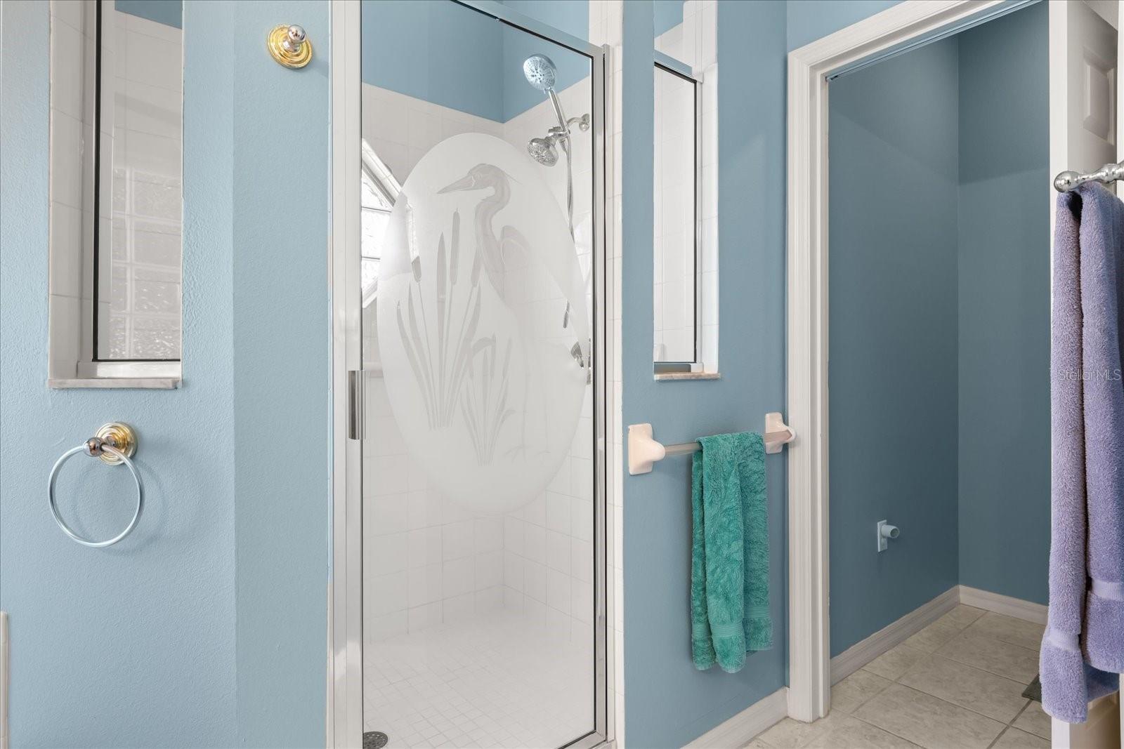 Image 32 of 52 For 5435 Grove Manor