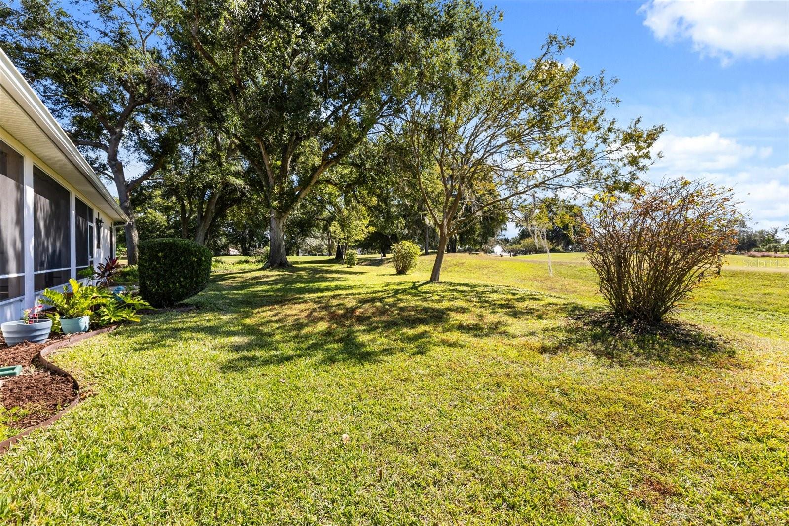 Image 36 of 52 For 5435 Grove Manor