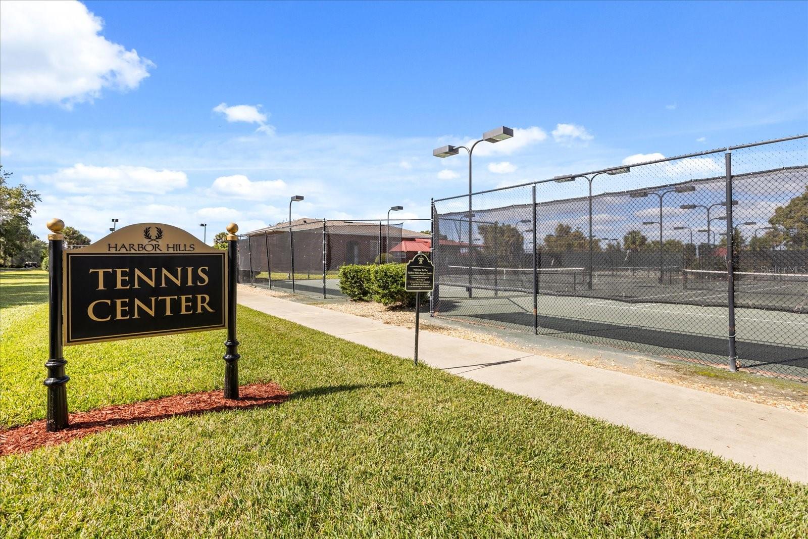 Image 38 of 52 For 5435 Grove Manor