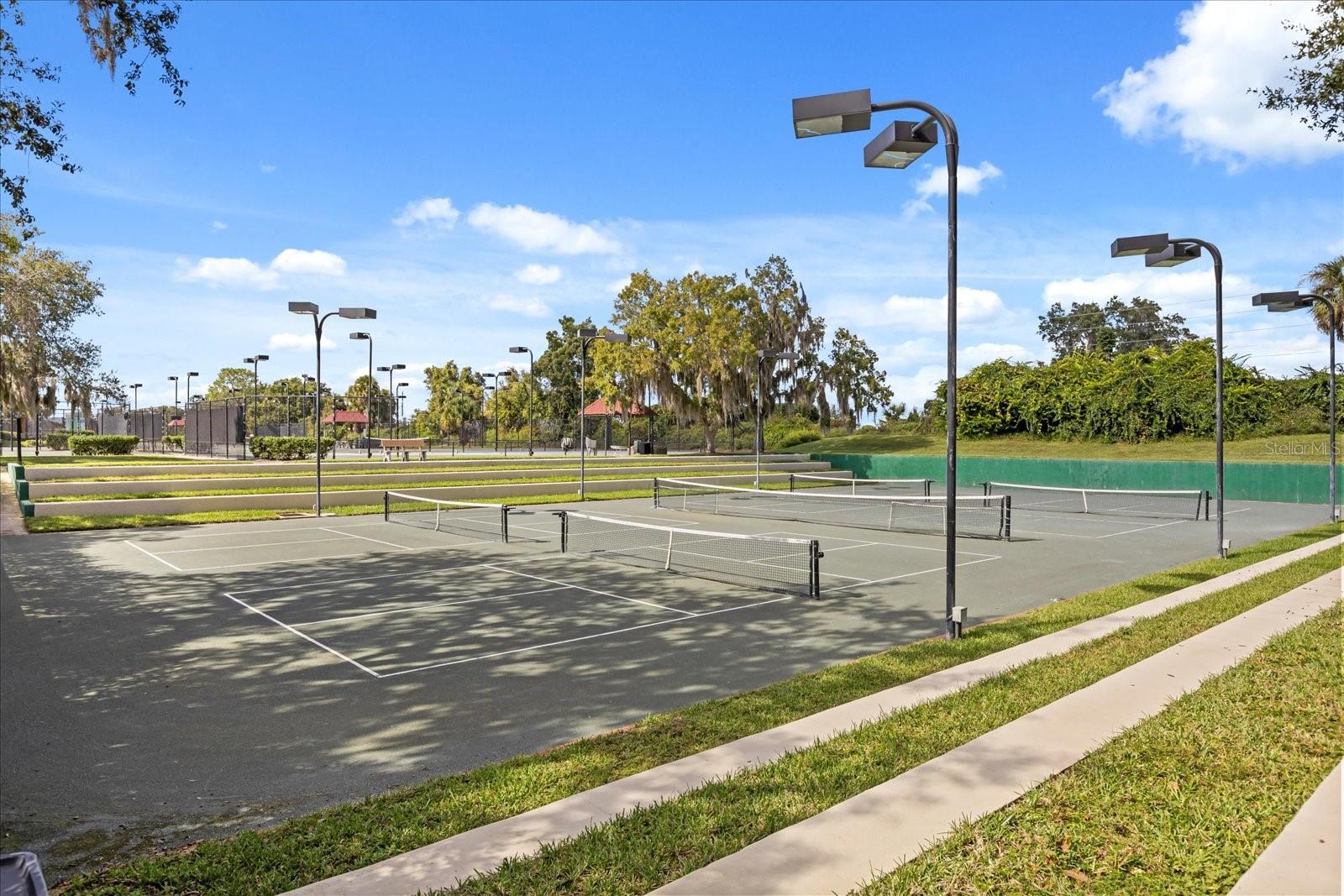 Image 47 of 52 For 5435 Grove Manor