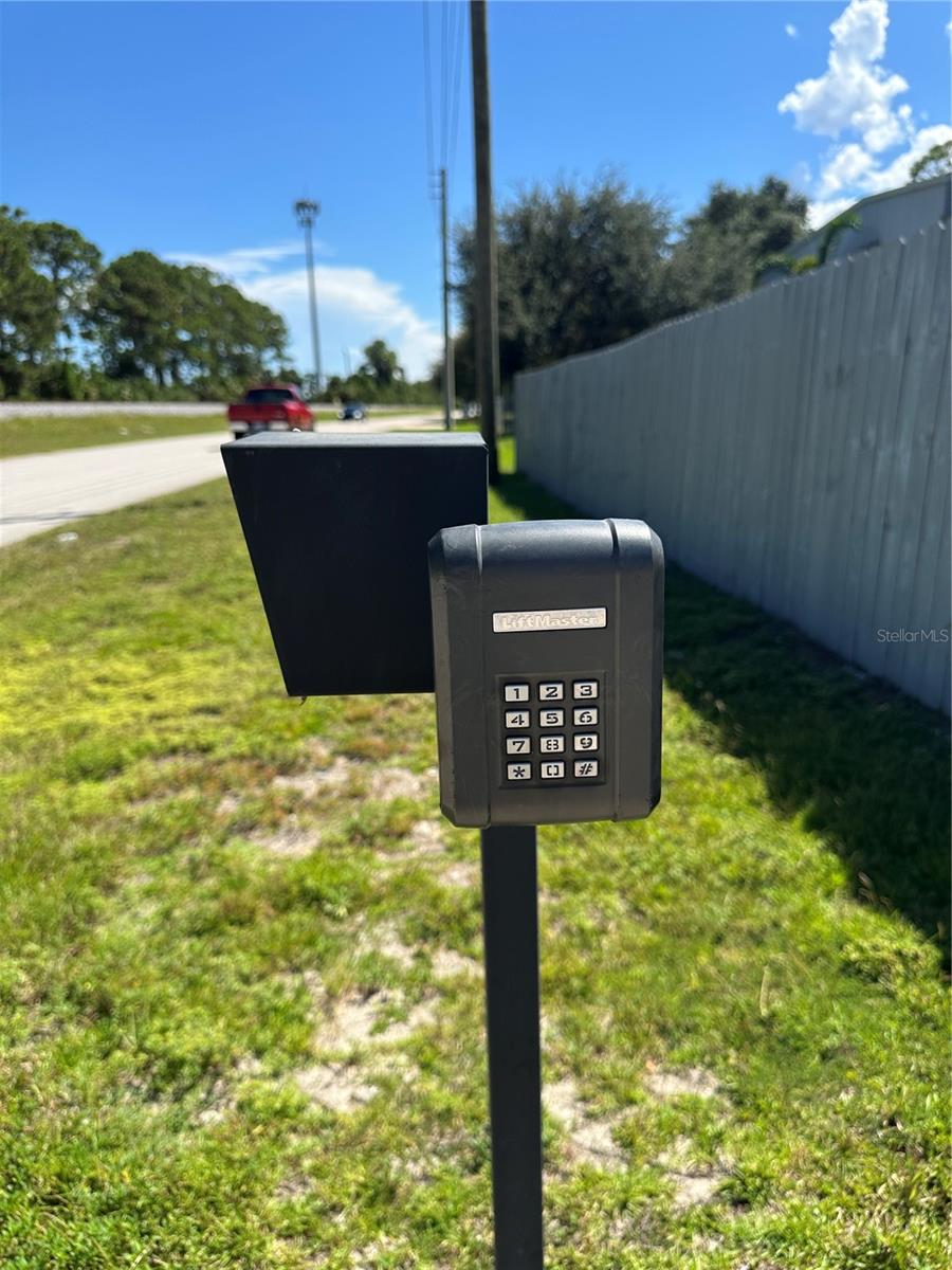 Image 14 of 14 For 2724 Hibiscus Drive