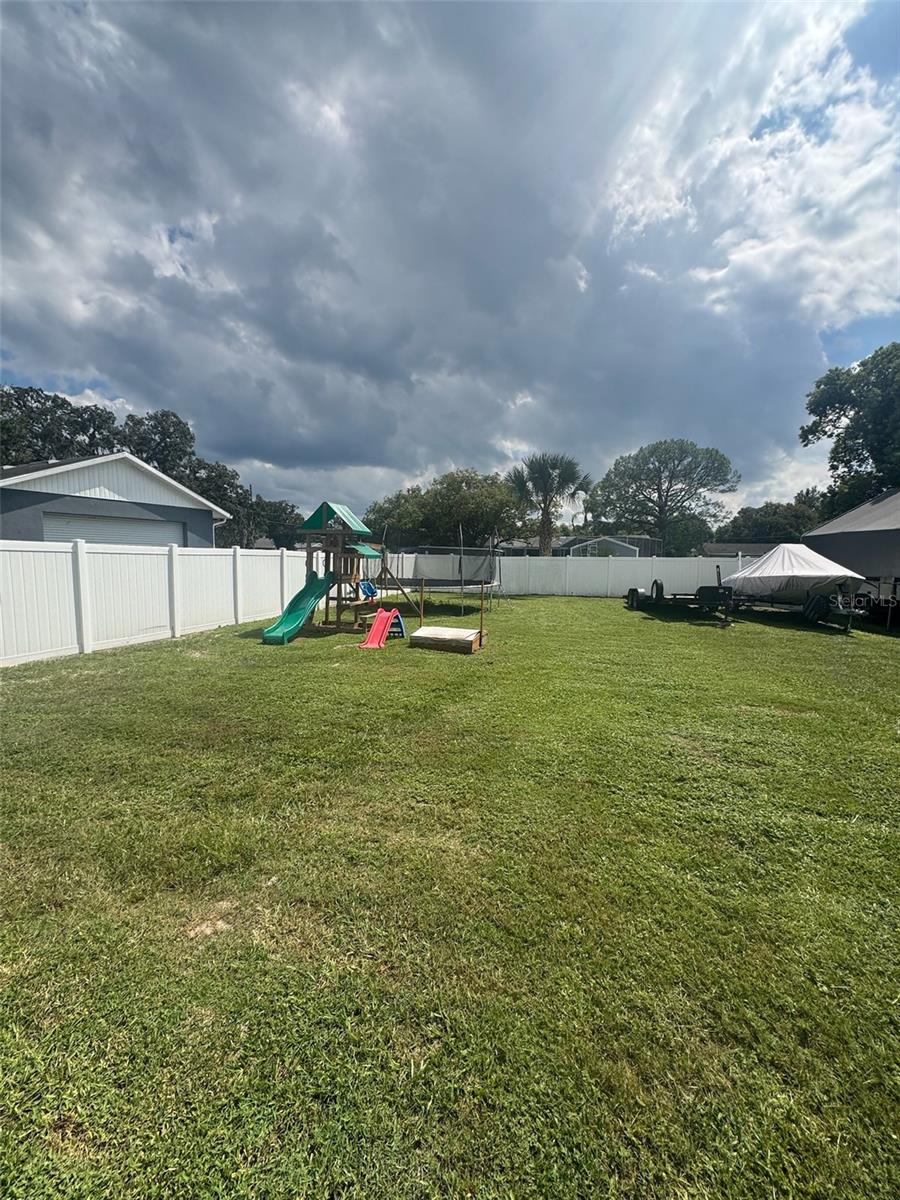 Image 32 of 35 For 47 Pine Drive