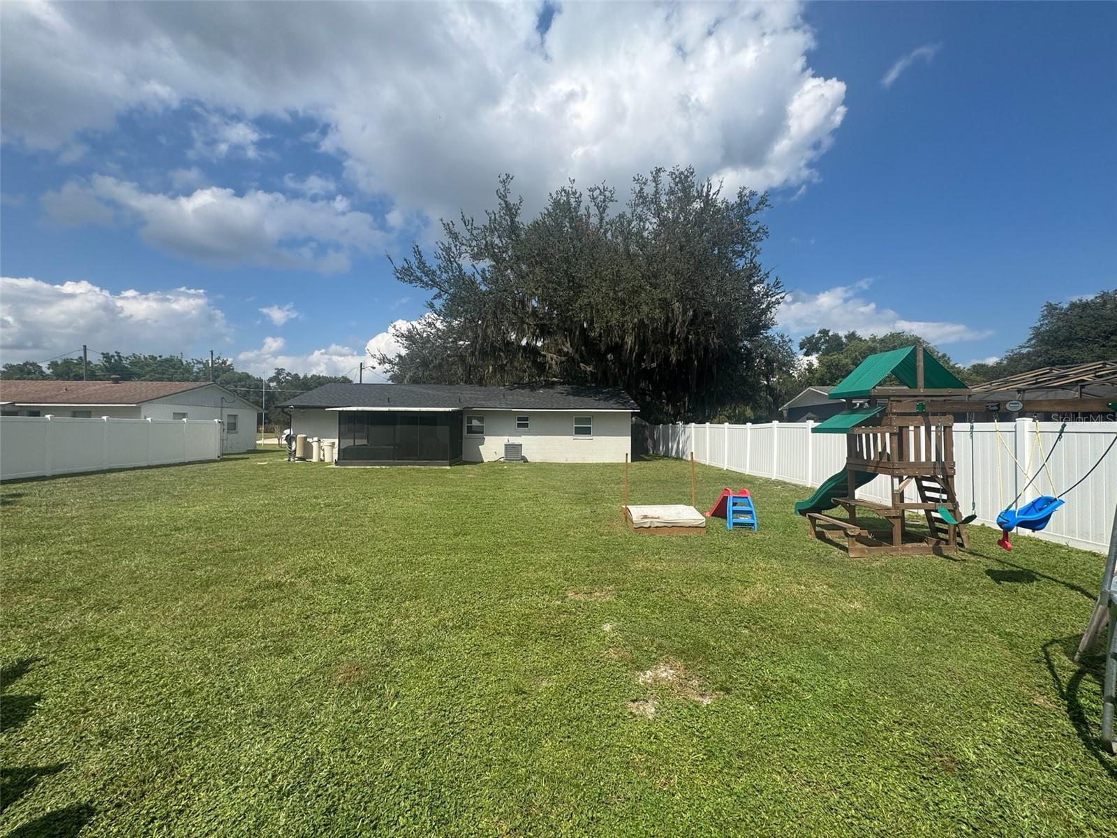 Image 33 of 35 For 47 Pine Drive