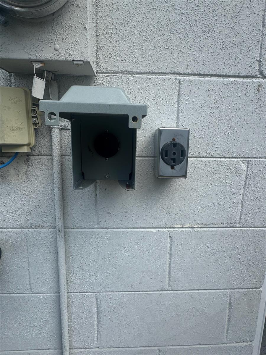 Image 35 of 35 For 47 Pine Drive