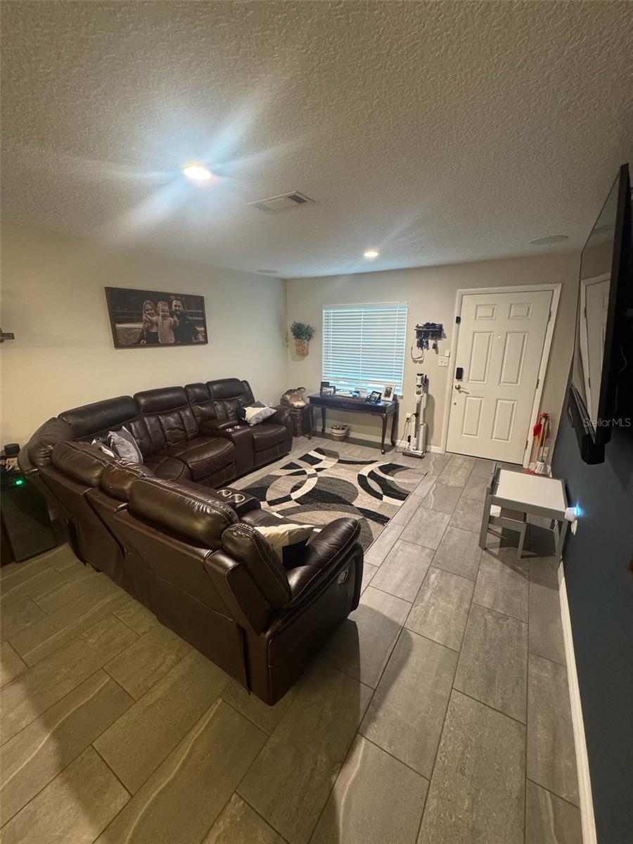 Image 5 of 35 For 47 Pine Drive