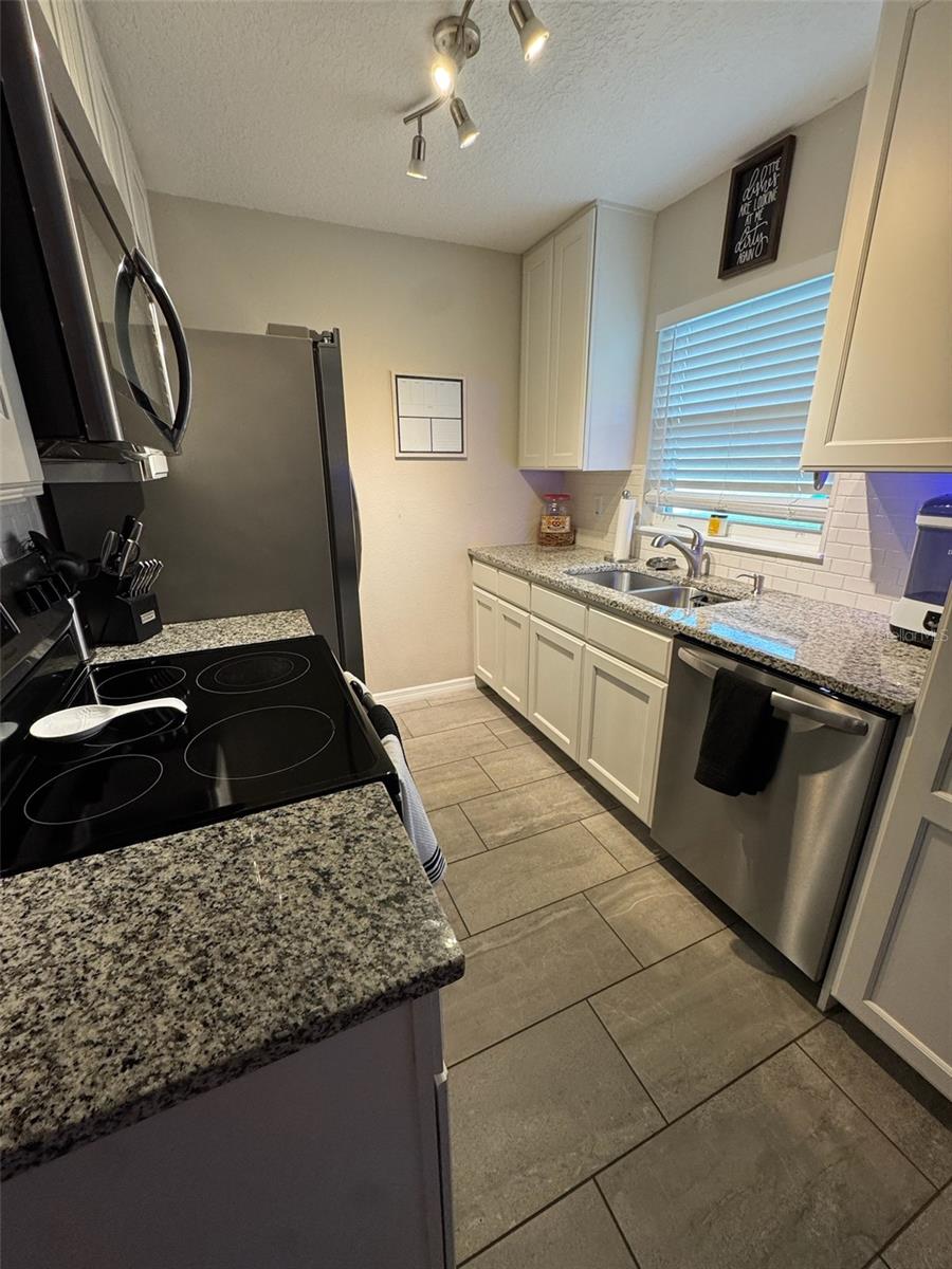 Image 8 of 35 For 47 Pine Drive