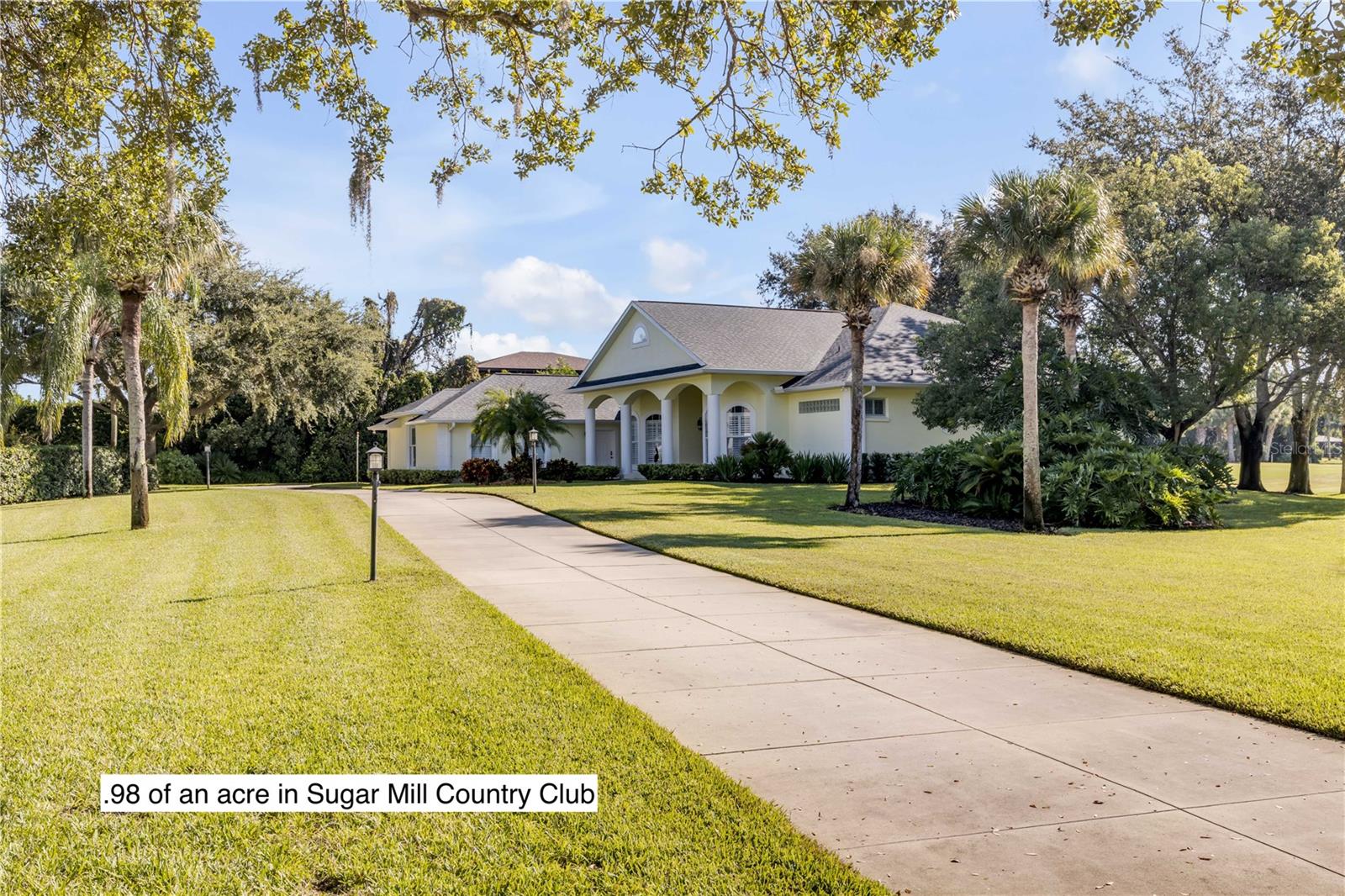 Image 2 of 69 For 906 Arrowroot Court