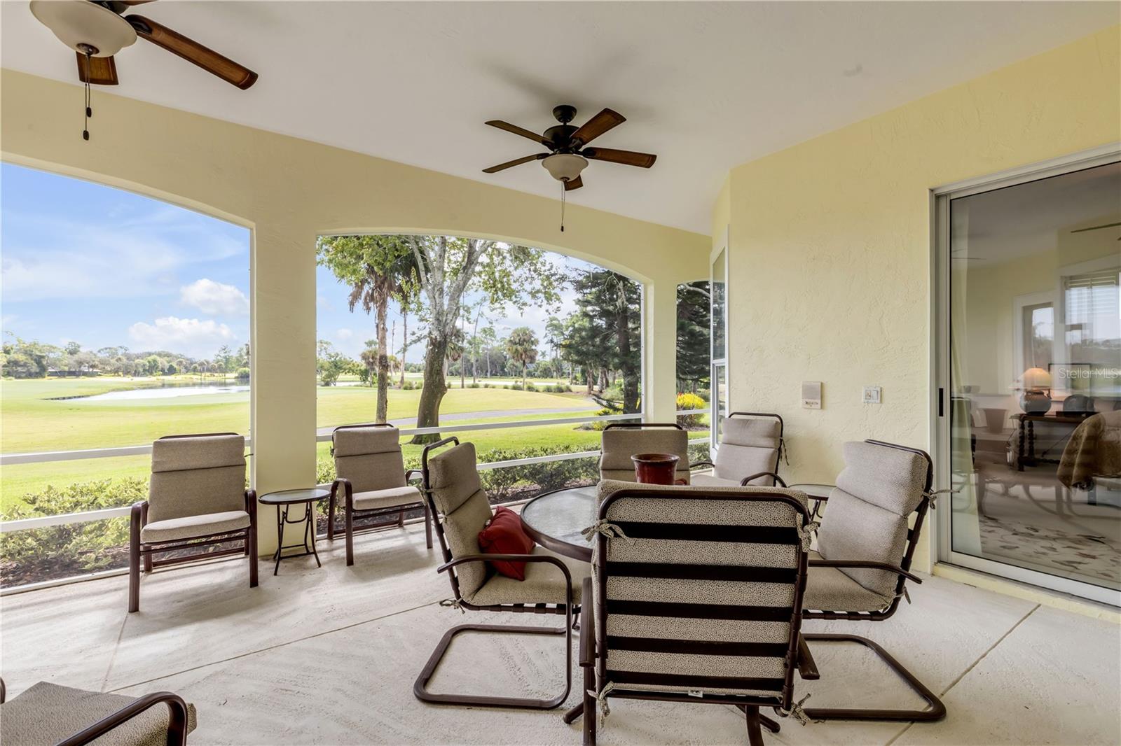 Image 6 of 69 For 906 Arrowroot Court