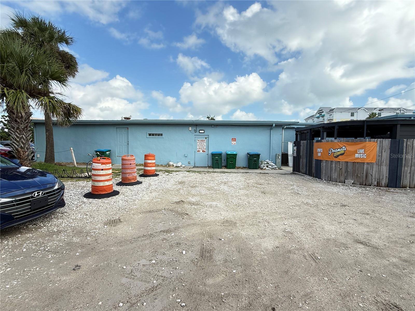 Image 2 of 5 For 417 Flagler Avenue