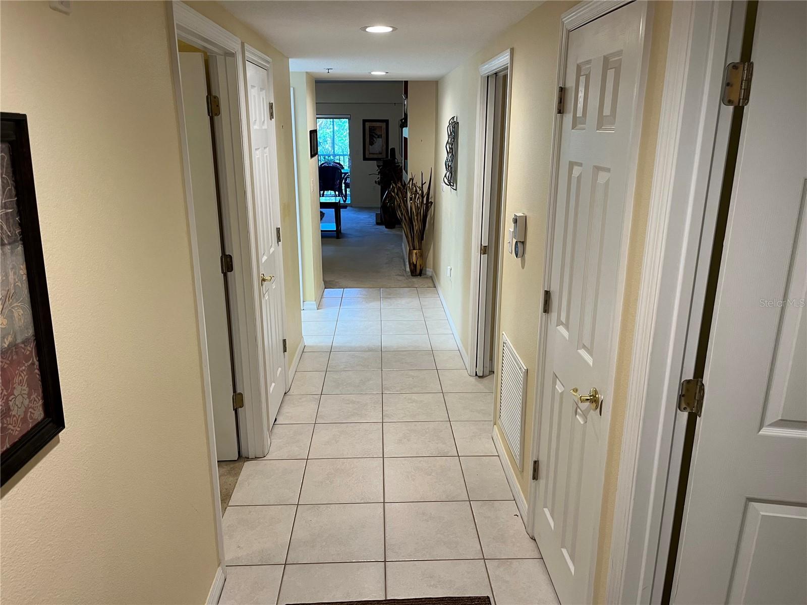 Image 22 of 56 For 5300 Atlantic Avenue 9-203