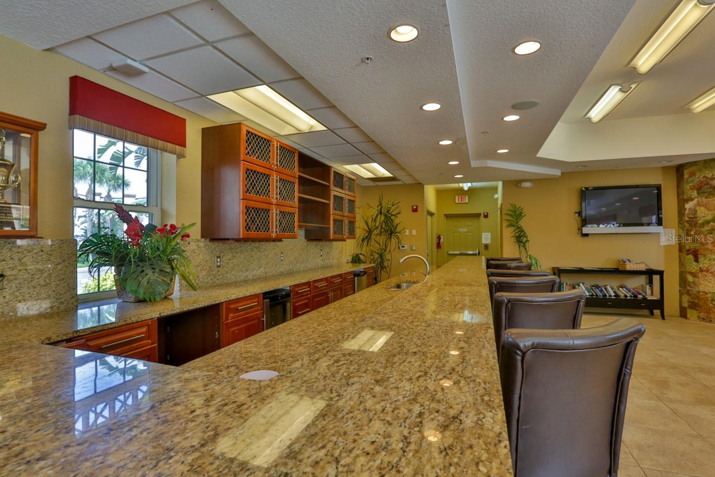 Image 51 of 56 For 5300 Atlantic Avenue 9-203