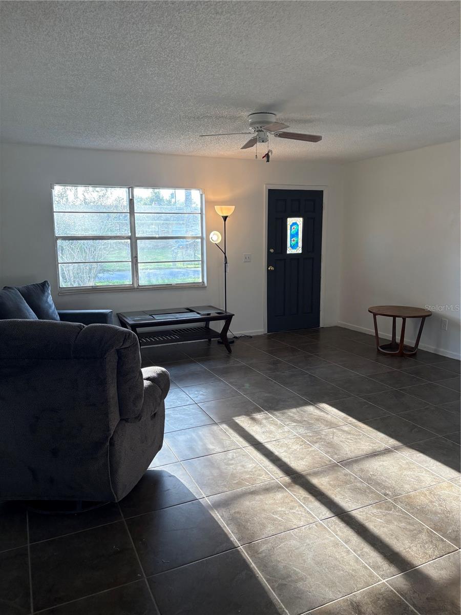 Image 4 of 8 For 3015 Sabal Palm Drive