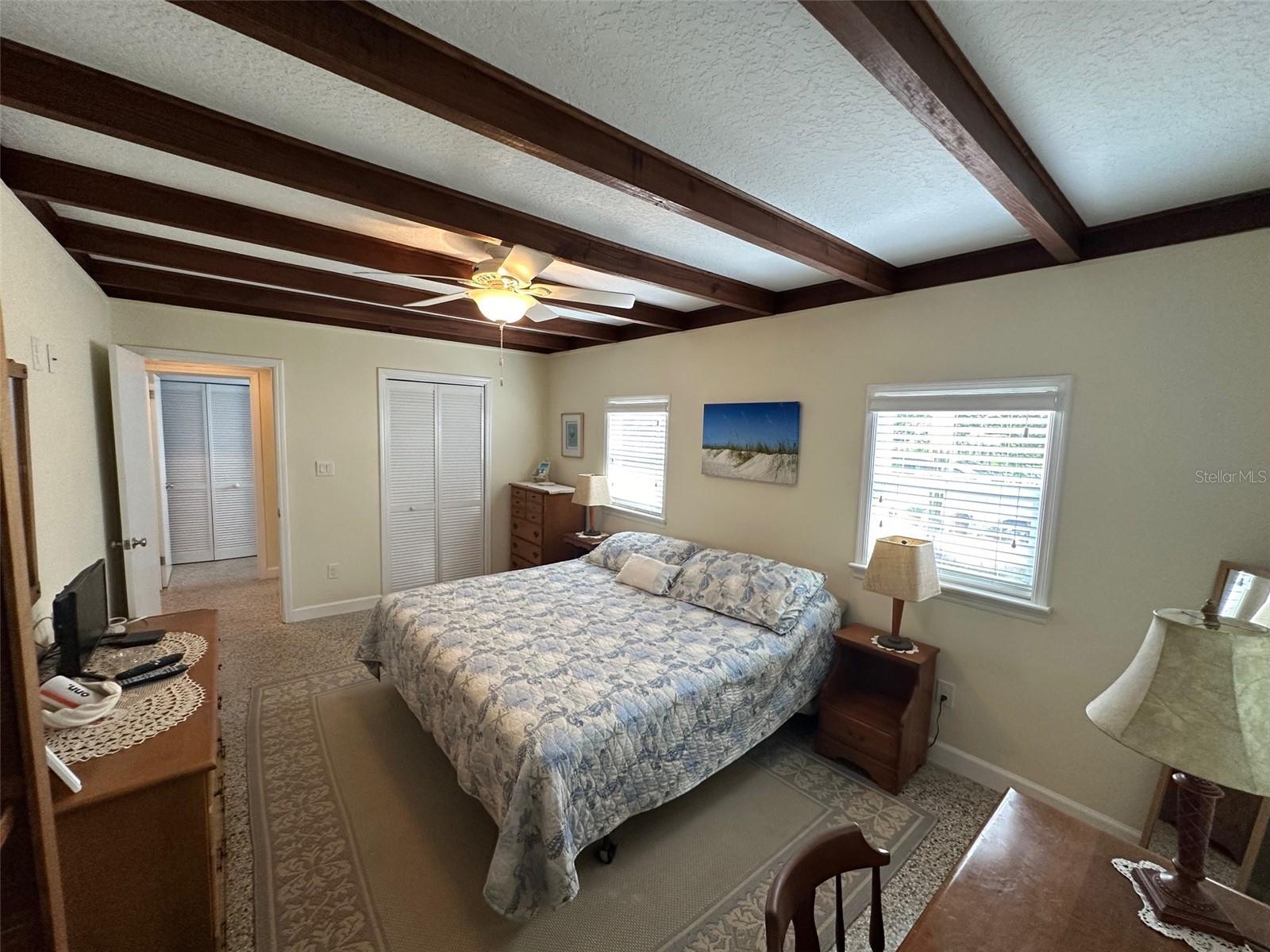 Image 14 of 19 For 401 Oakwood Avenue A