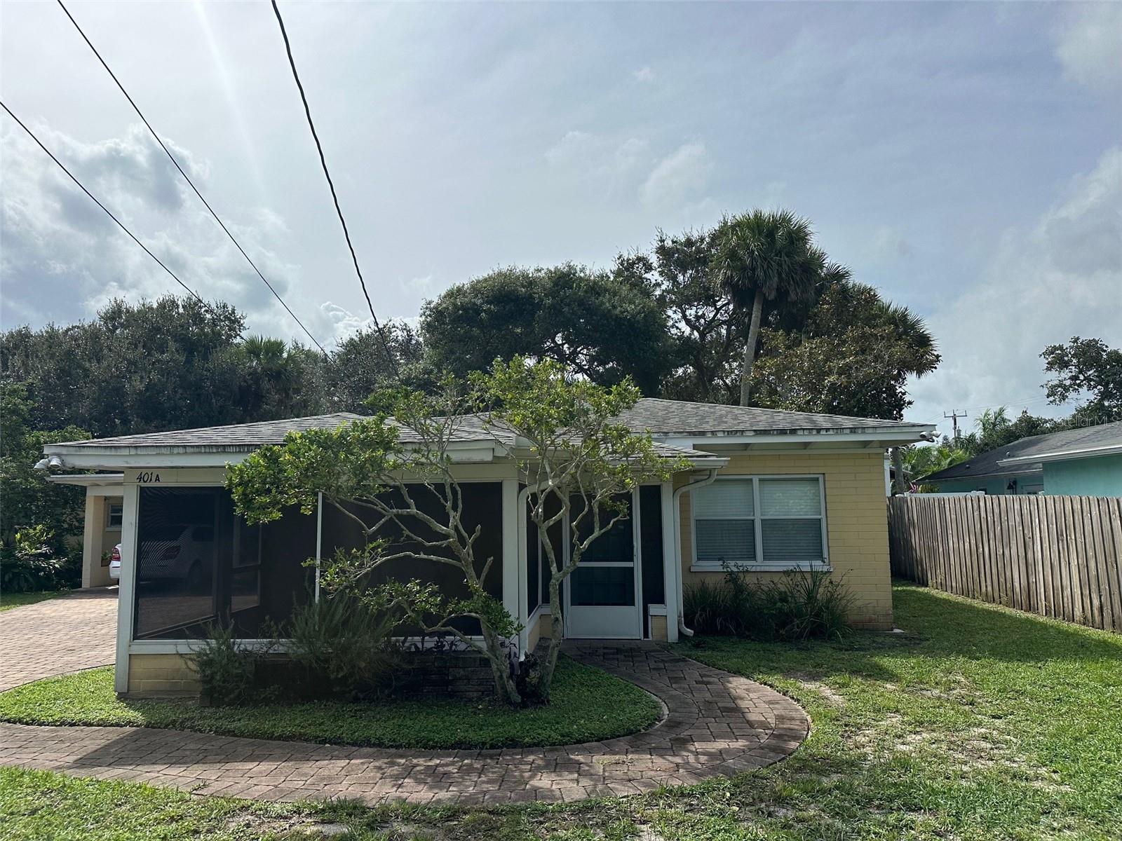 Image 4 of 19 For 401 Oakwood Avenue A