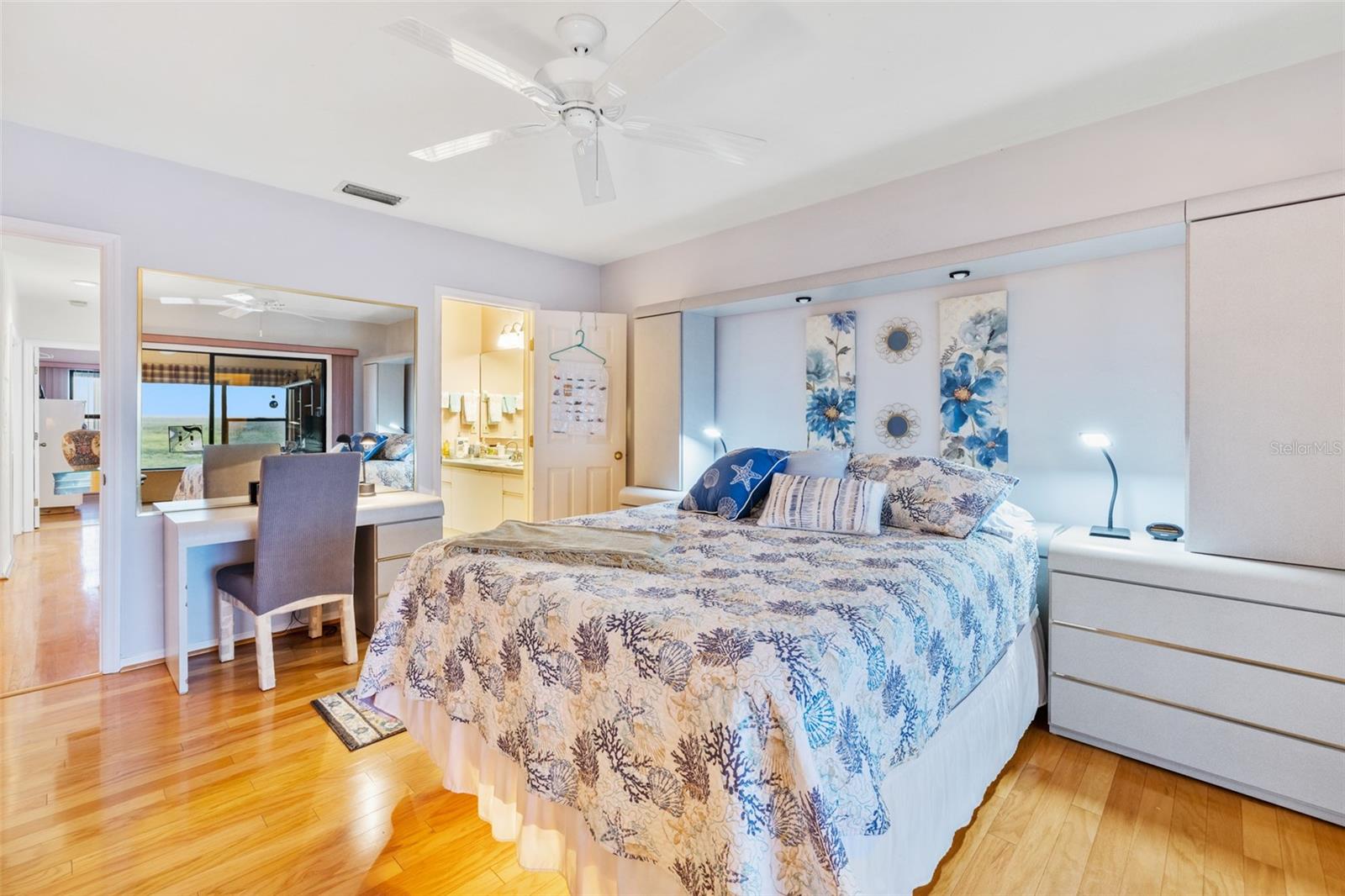 Image 20 of 46 For 6544 Engram Road 503