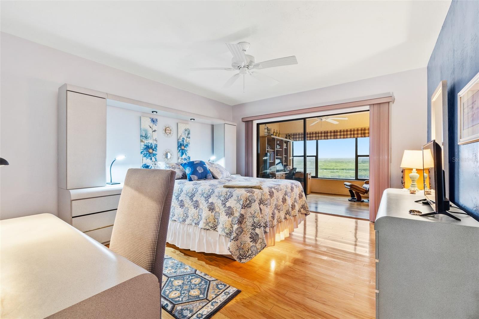 Image 7 of 46 For 6544 Engram Road 503