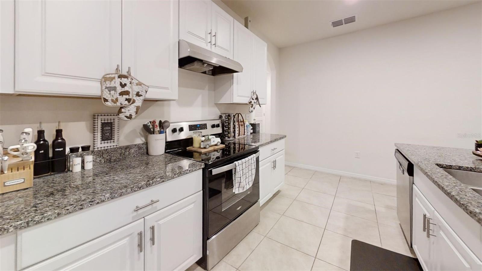 Image 11 of 23 For 1818 Myrtlebrooke Drive