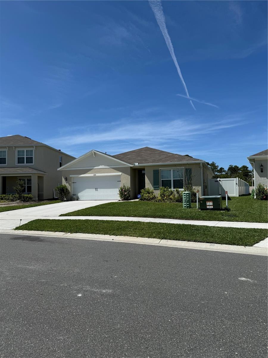 Image 2 of 23 For 1818 Myrtlebrooke Drive