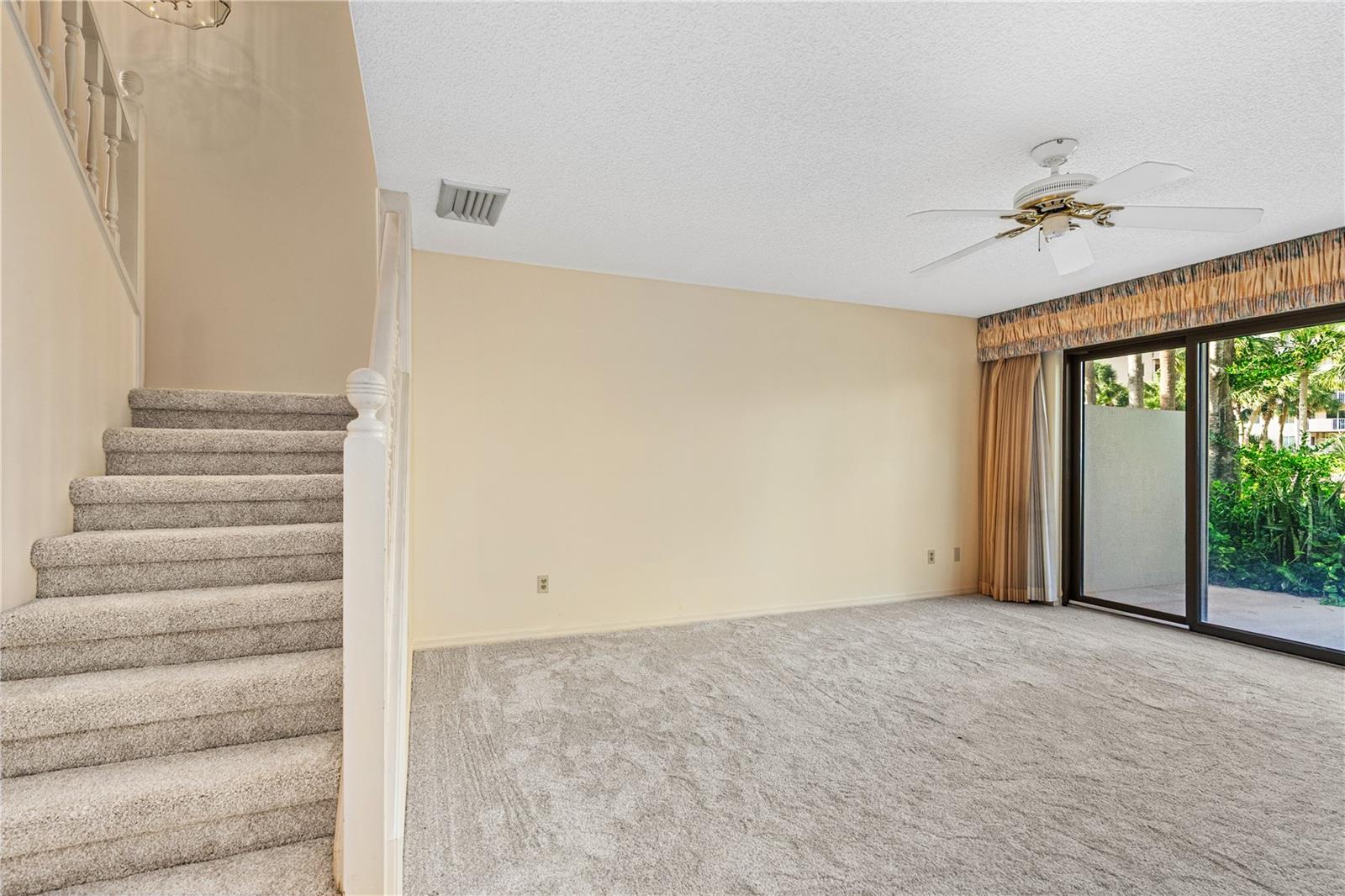 Image 10 of 47 For 2966 Oceans Trace