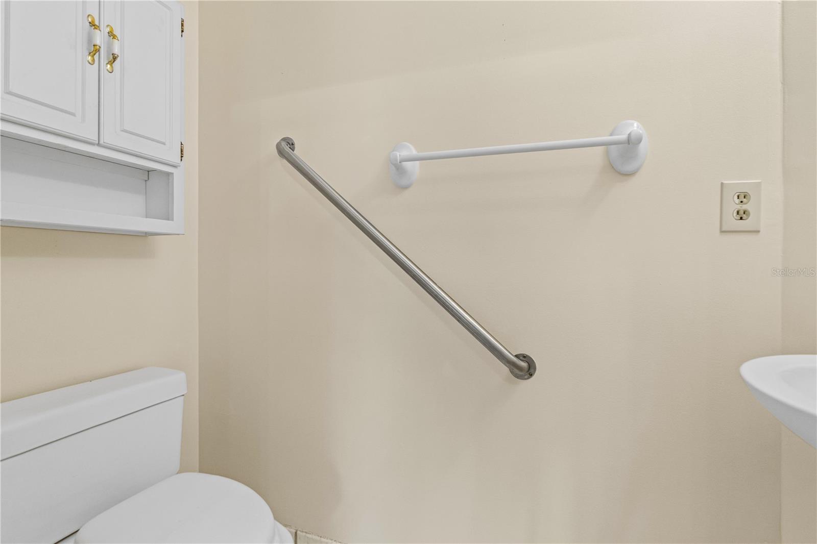 Image 35 of 47 For 2966 Oceans Trace