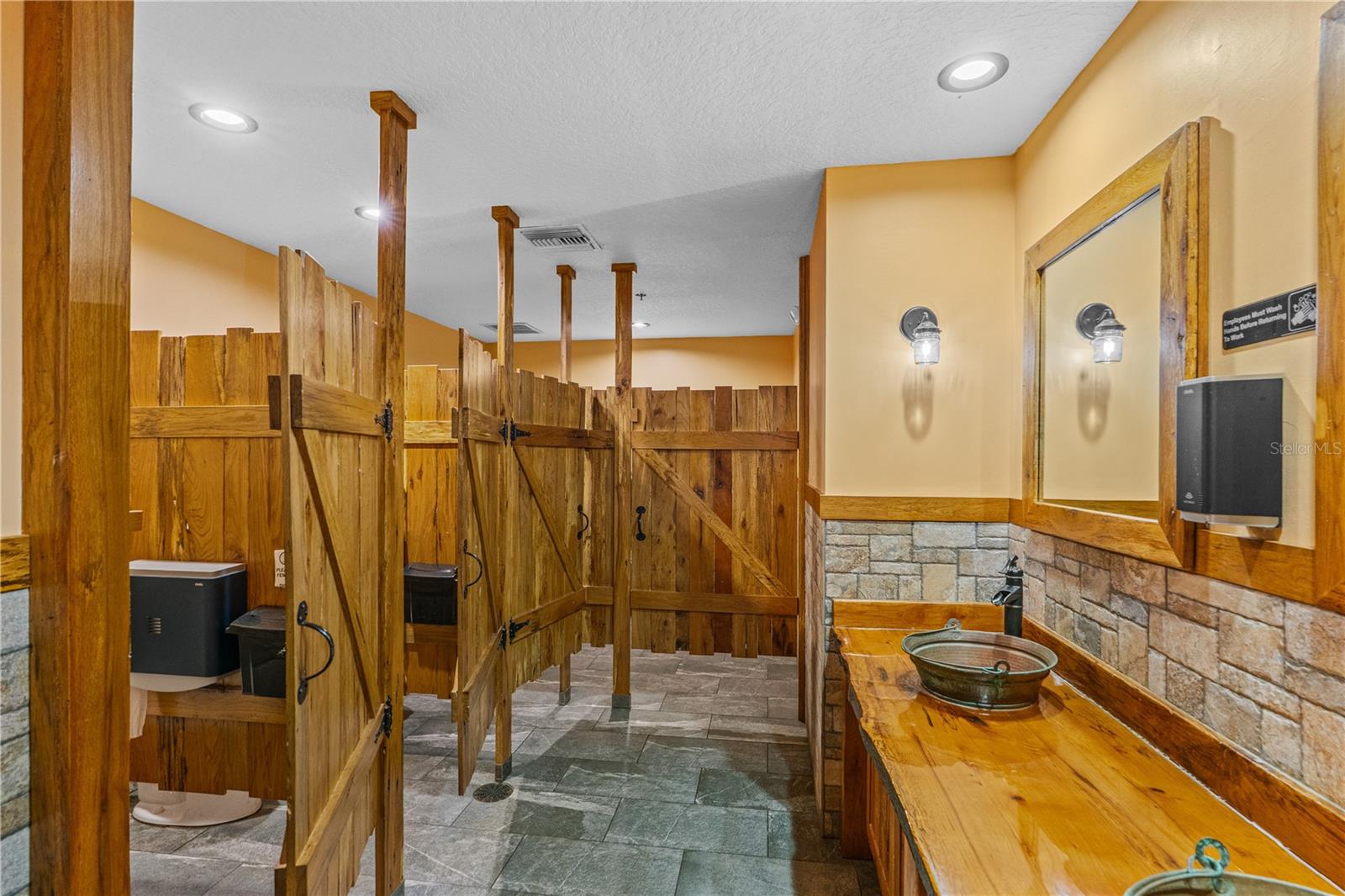 Image 36 of 78 For 4170 Us Highway 1