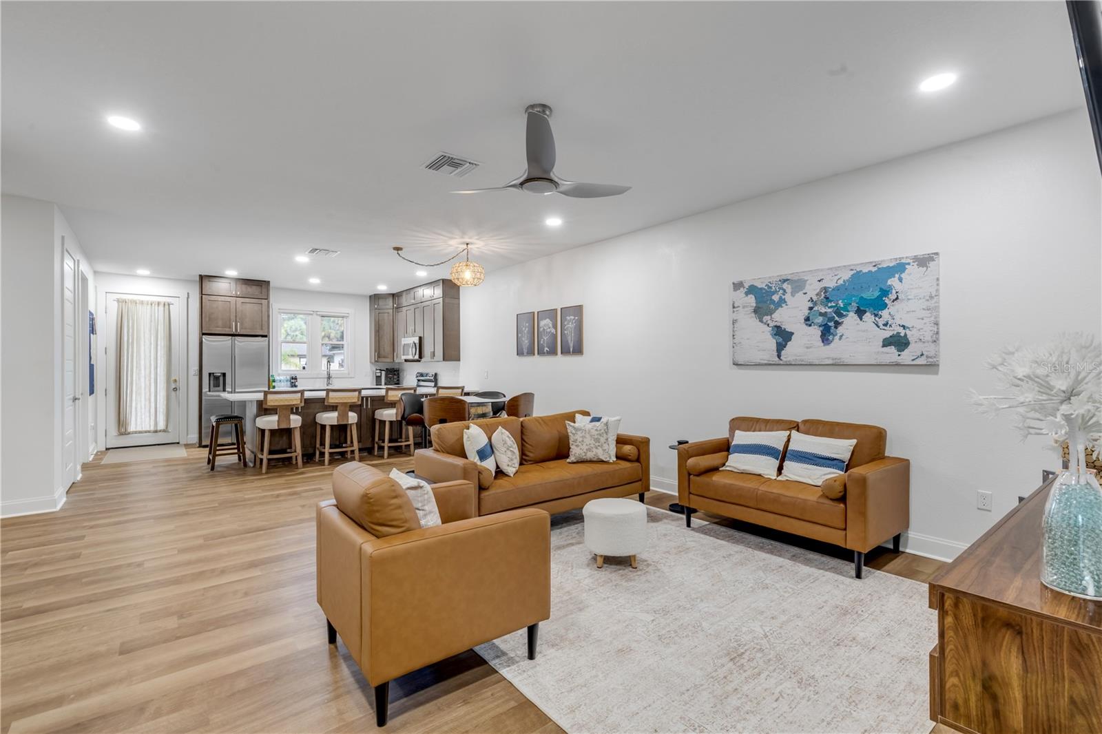 Image 10 of 56 For 2421 India Palm Drive 2421