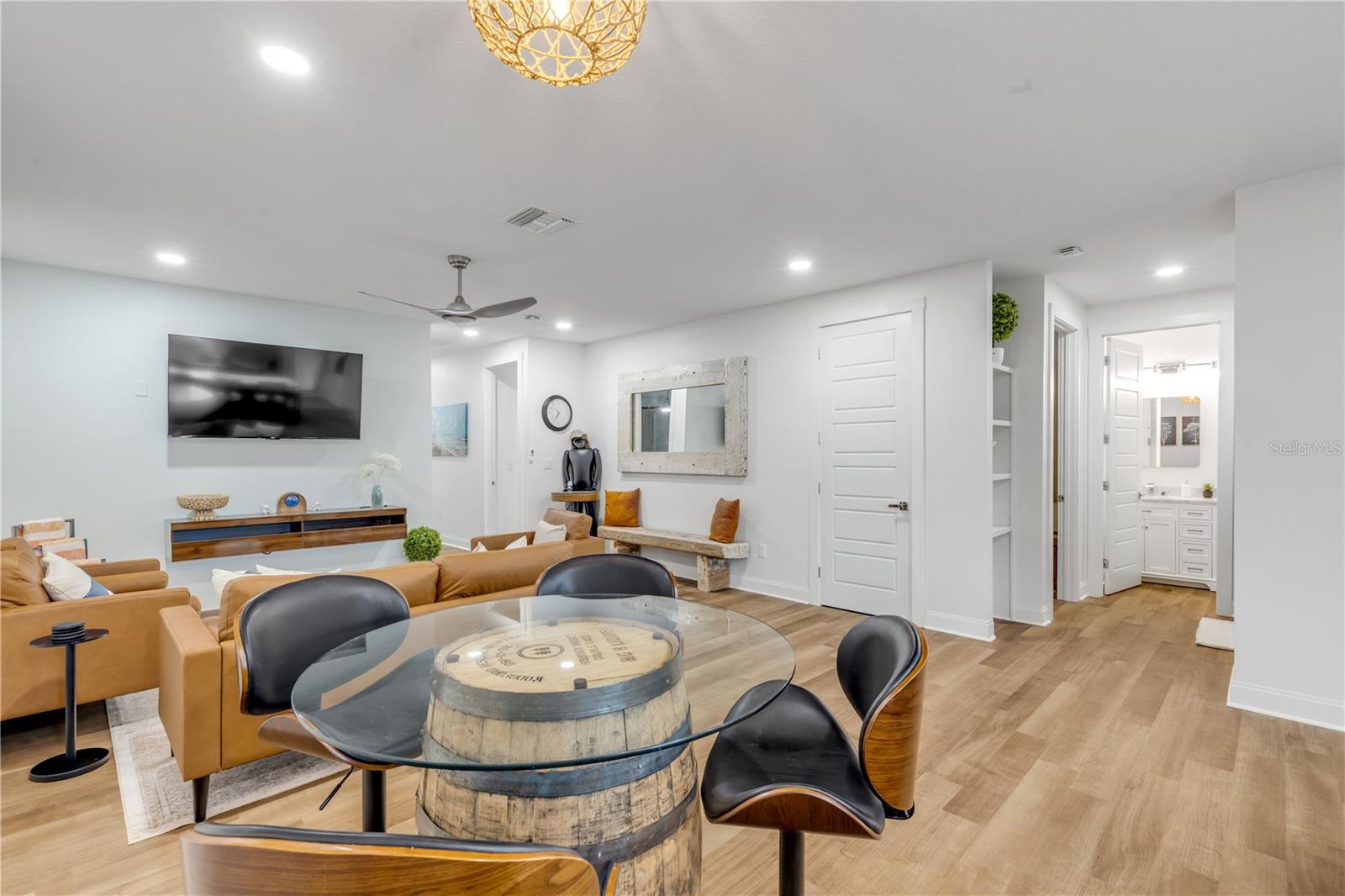 Image 13 of 56 For 2421 India Palm Drive 2421