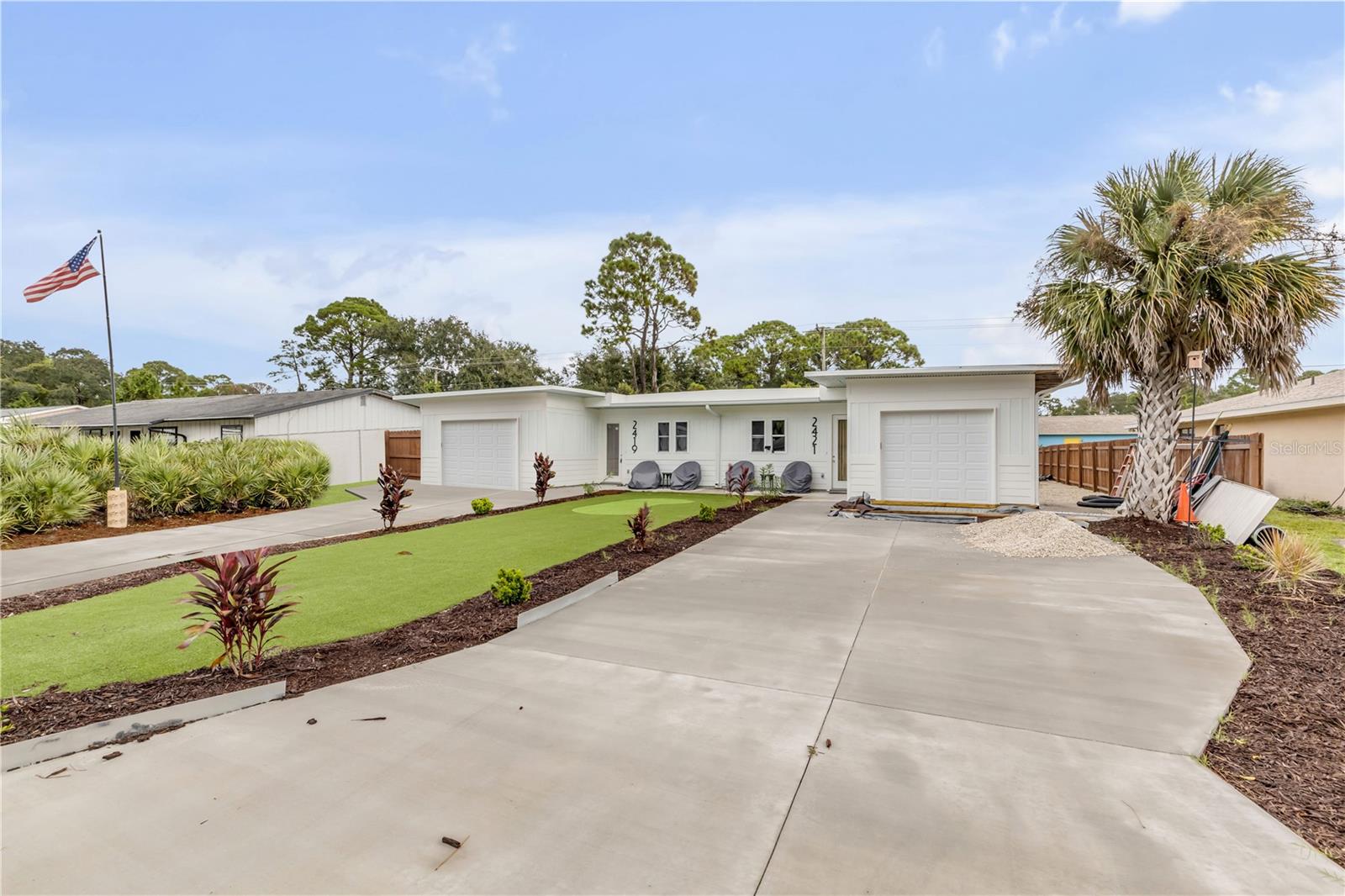 Image 21 of 56 For 2421 India Palm Drive 2421