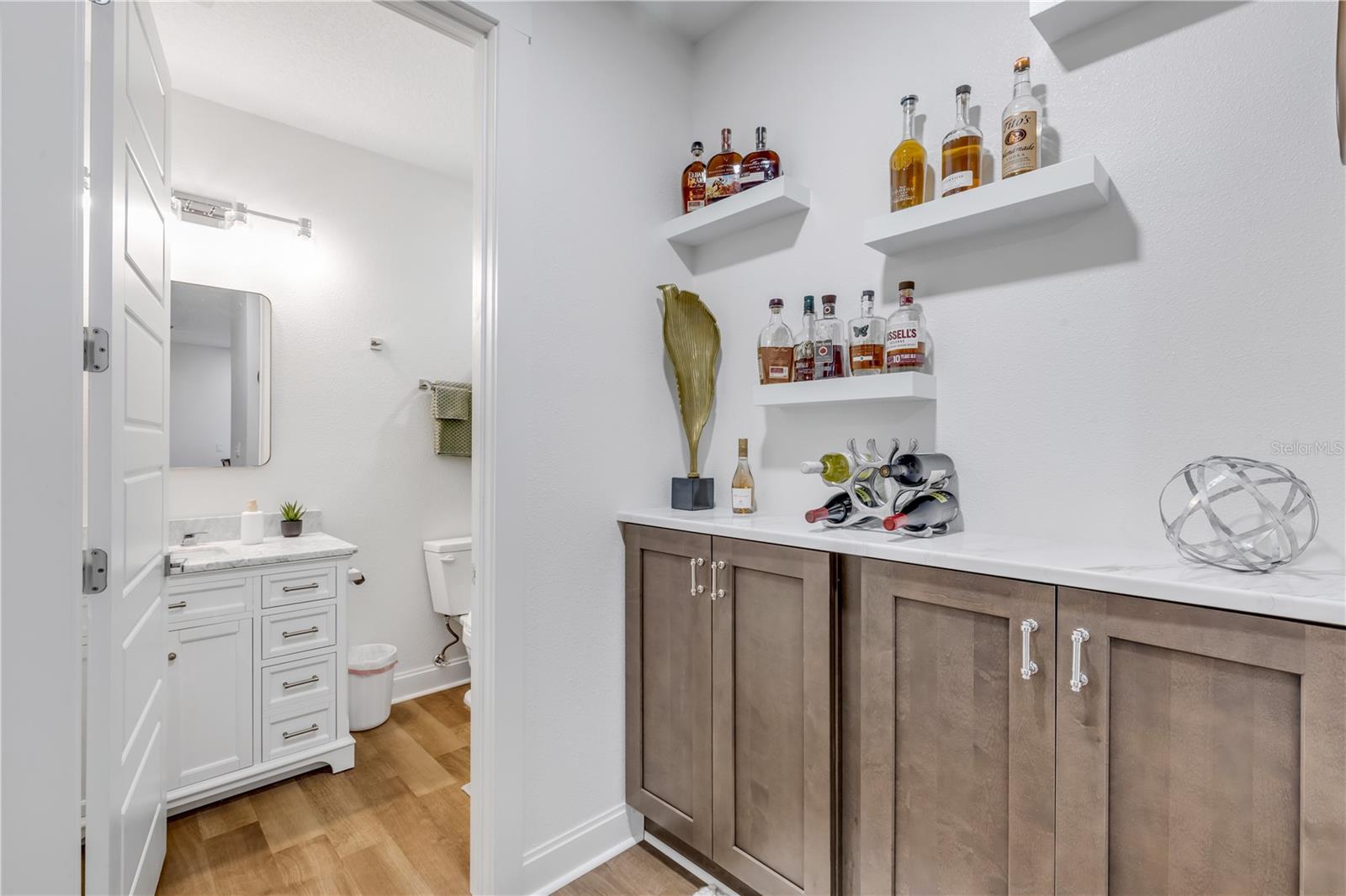 Image 25 of 56 For 2421 India Palm Drive 2421