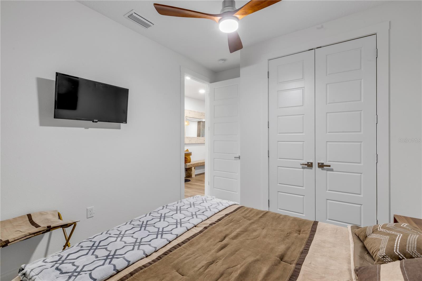 Image 40 of 56 For 2421 India Palm Drive 2421