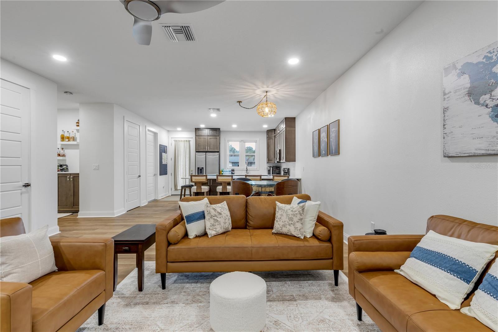 Image 9 of 56 For 2421 India Palm Drive 2421