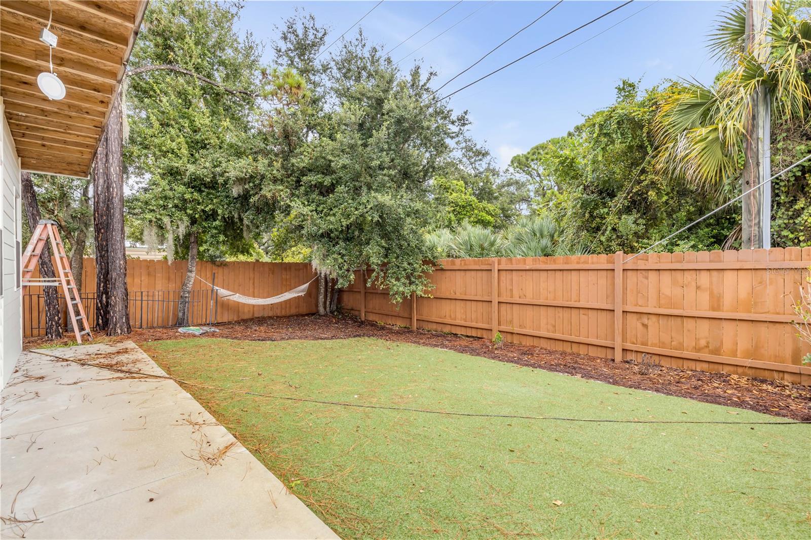 Image 81 of 87 For 2419-2421 India Palm Drive