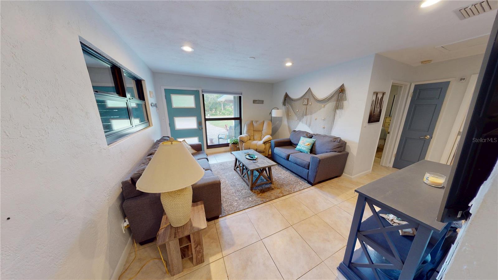 Image 17 of 26 For 3509 Saxon Drive