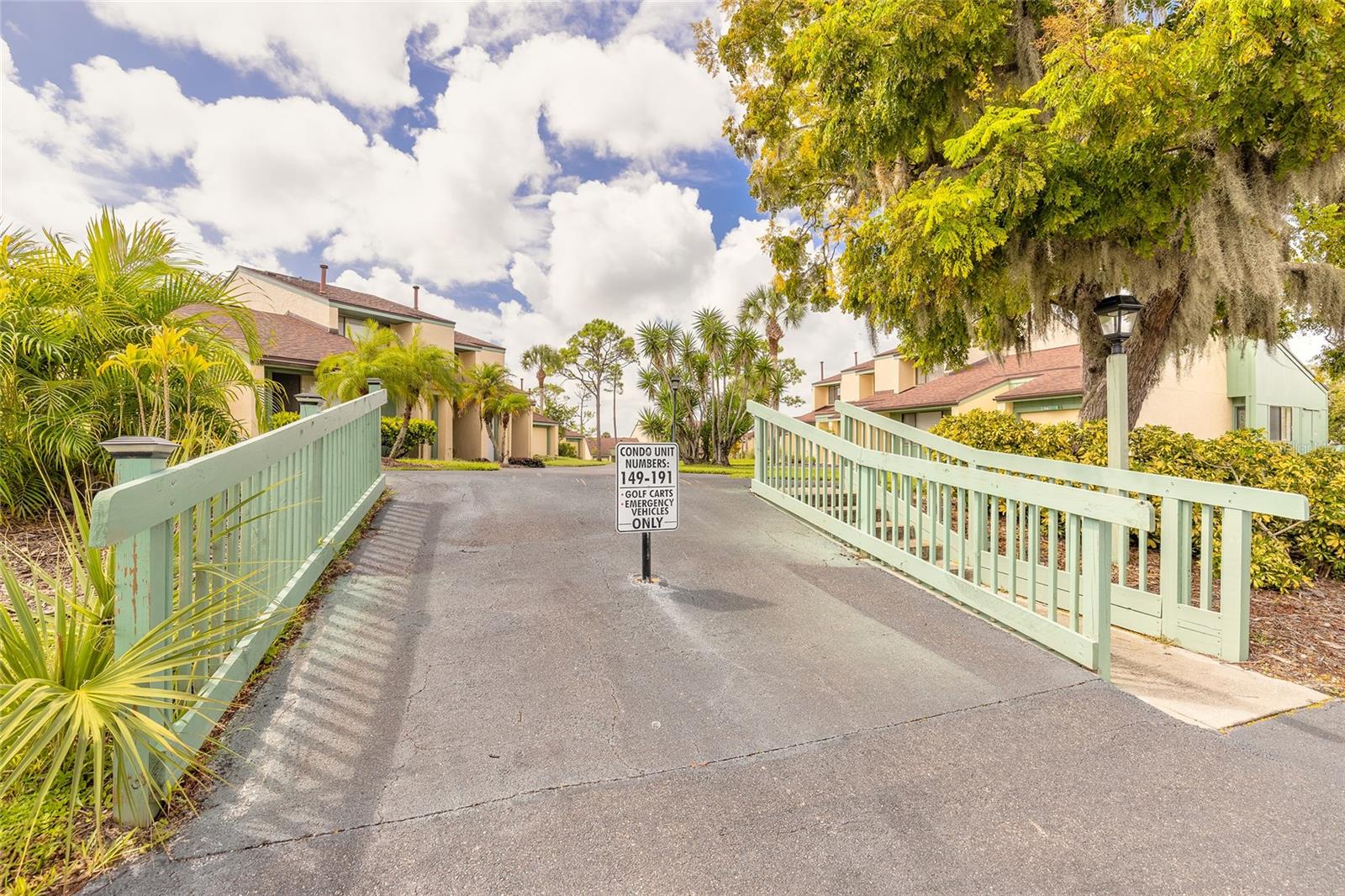 Image 12 of 48 For 185 Club House Boulevard 185