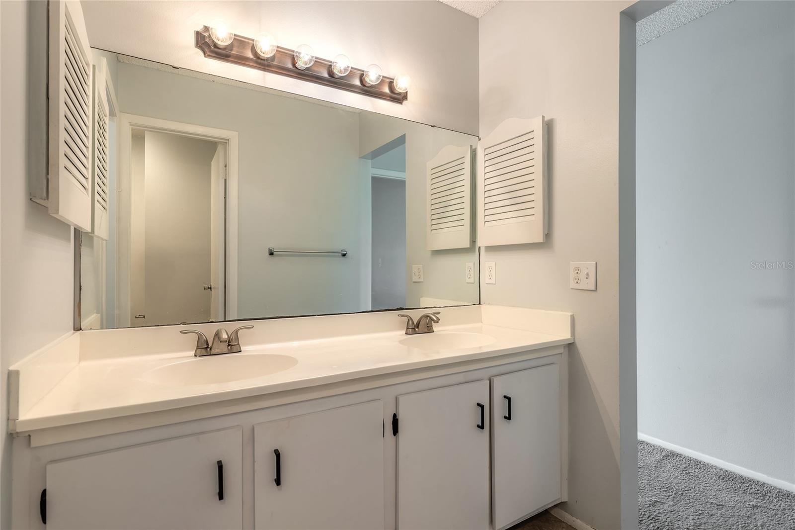Image 34 of 48 For 185 Club House Boulevard 185